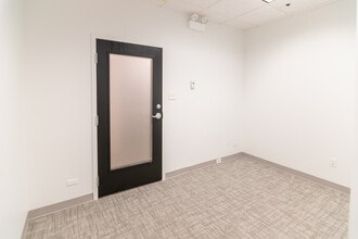 900 Skokie Blvd, Northbrook, IL à louer Photo intérieure- Image 2 de 6