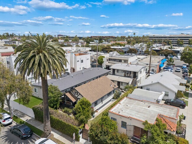 Plus de détails pour 2440 Chelsea Pl, Santa Monica, CA - Multi-résidentiel à vendre