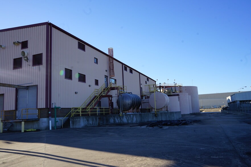 2030 N Mingo Rd, Tulsa, OK for lease - Building Photo - Image 3 of 25