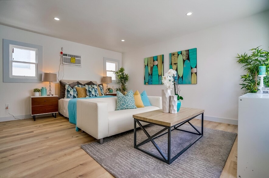 1208 Daisy Ave, Long Beach, CA for sale - Building Photo - Image 3 of 17