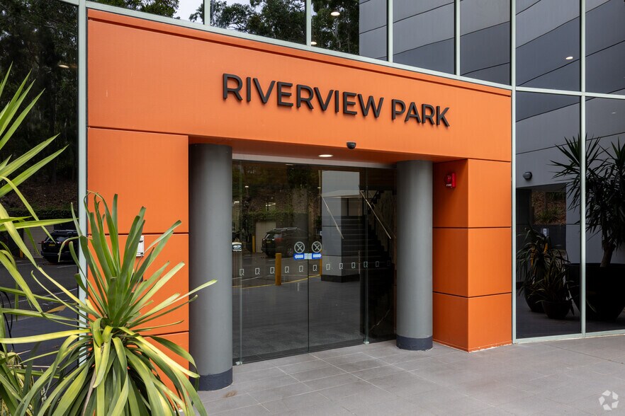 166 Epping Rd, Lane Cove à louer - Photo du bâtiment - Image 2 de 4