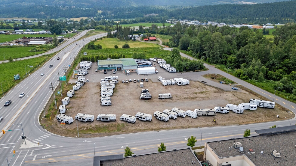 3101 10 Av SW, Salmon Arm, BC for sale - Aerial - Image 2 of 9