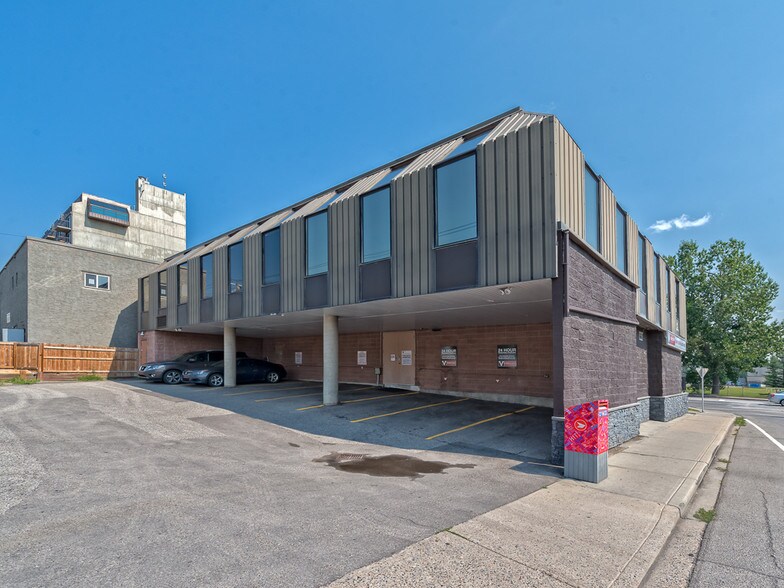 701 14th St NW, Calgary, AB for sale - Building Photo - Image 1 of 1