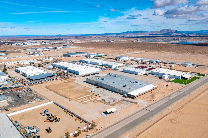 9400 Holly Rd, Adelanto, CA for sale - Building Photo - Image 1 of 1