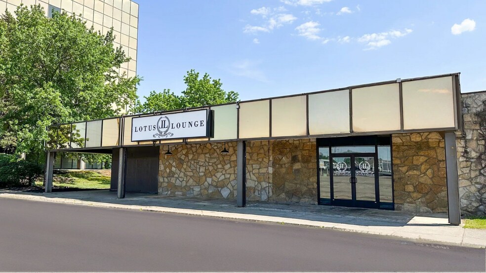 6042-6066 Channingway Blvd, Columbus, OH à louer - Photo du bâtiment - Image 3 de 10