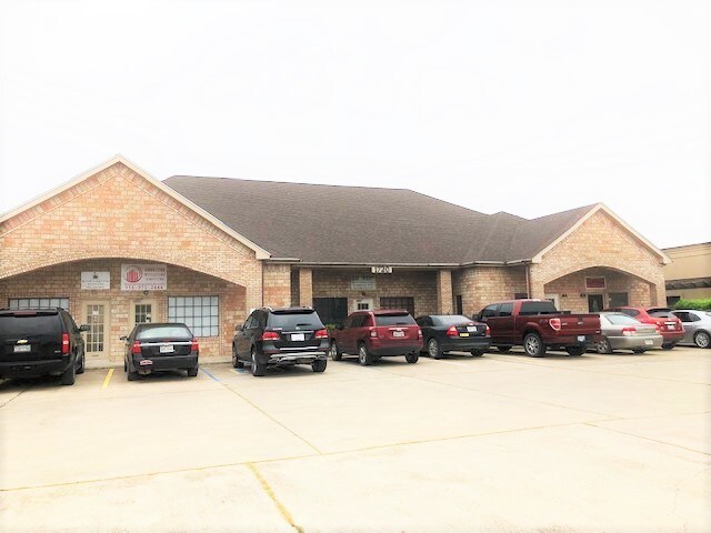 1720 E Harrison Ave, Harlingen, TX à louer - Photo du bâtiment - Image 3 de 20