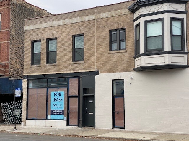 2350 N Kimball Ave, Chicago, IL à louer - Photo du bâtiment - Image 3 de 4
