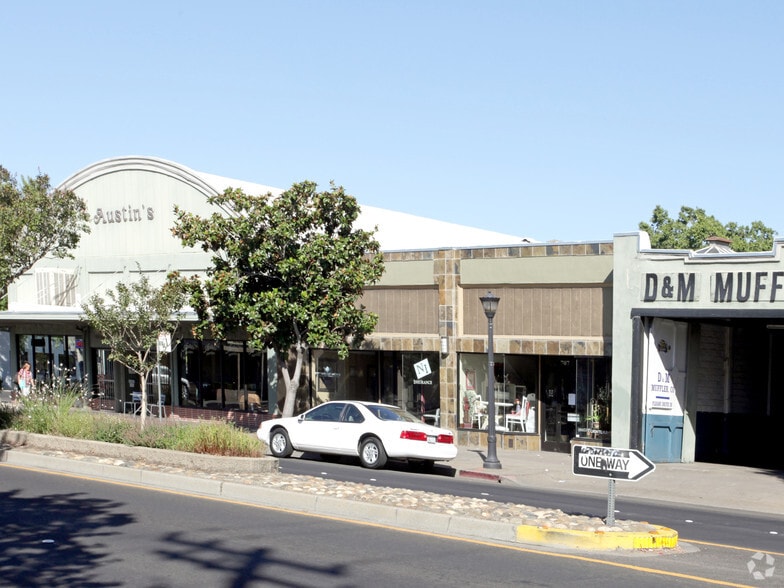 705-707 I St, Modesto, CA for sale - Primary Photo - Image 1 of 2
