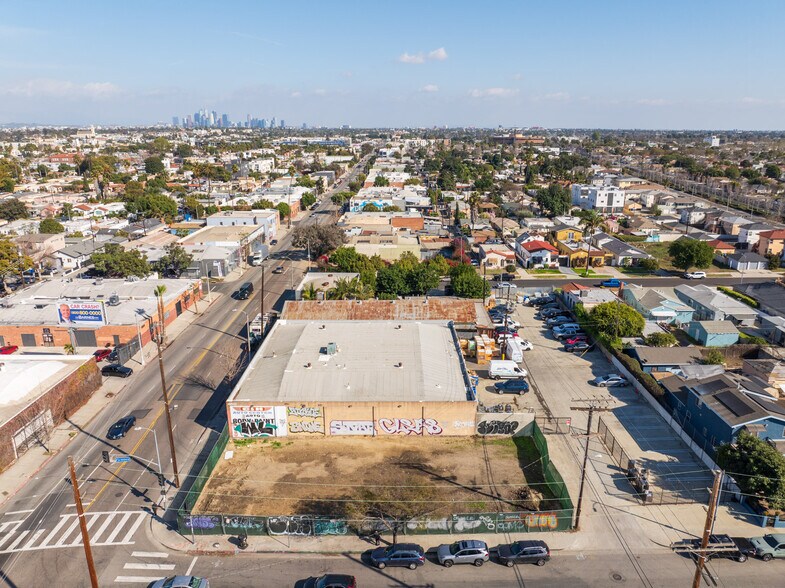 4522 W Jefferson Blvd, Los Angeles, CA à vendre - Aérien - Image 2 de 10
