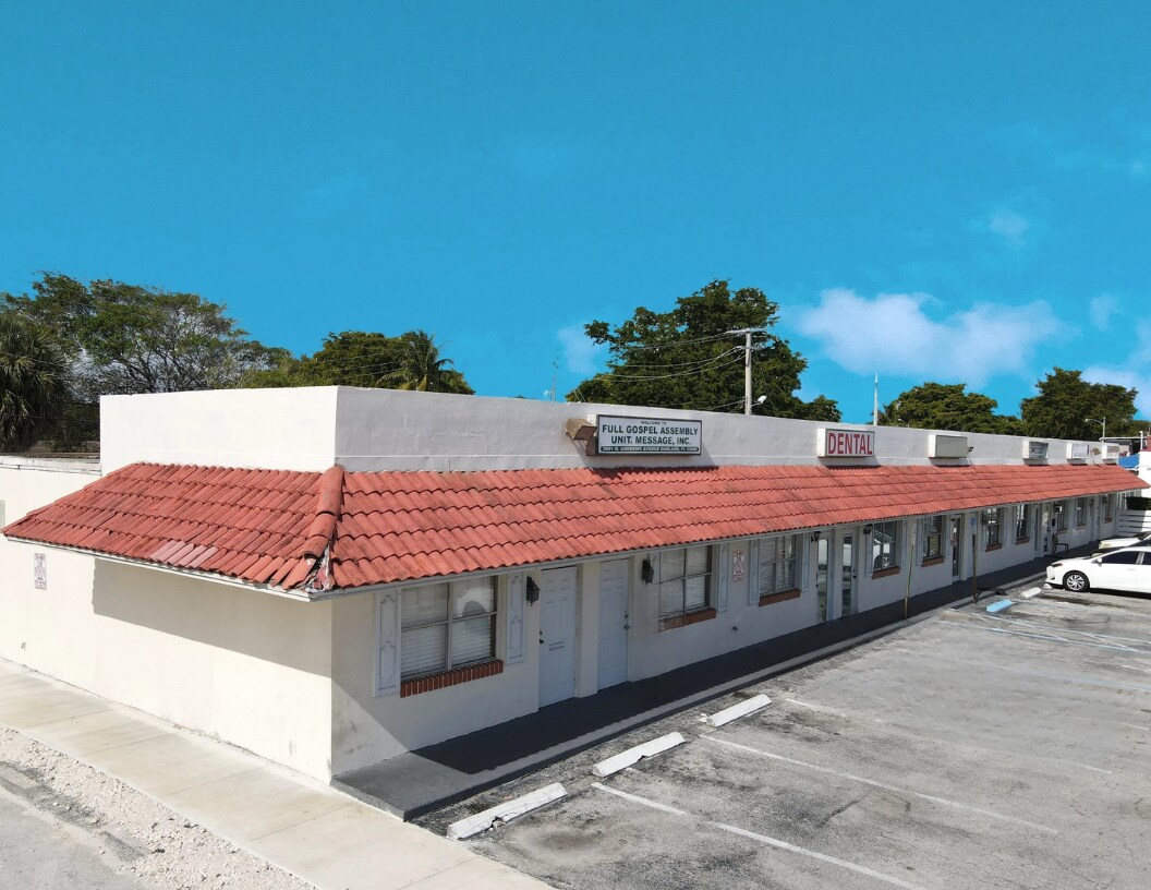 3901-3937 N Andrews Ave, Oakland Park, FL à vendre Photo du bâtiment- Image 1 de 5