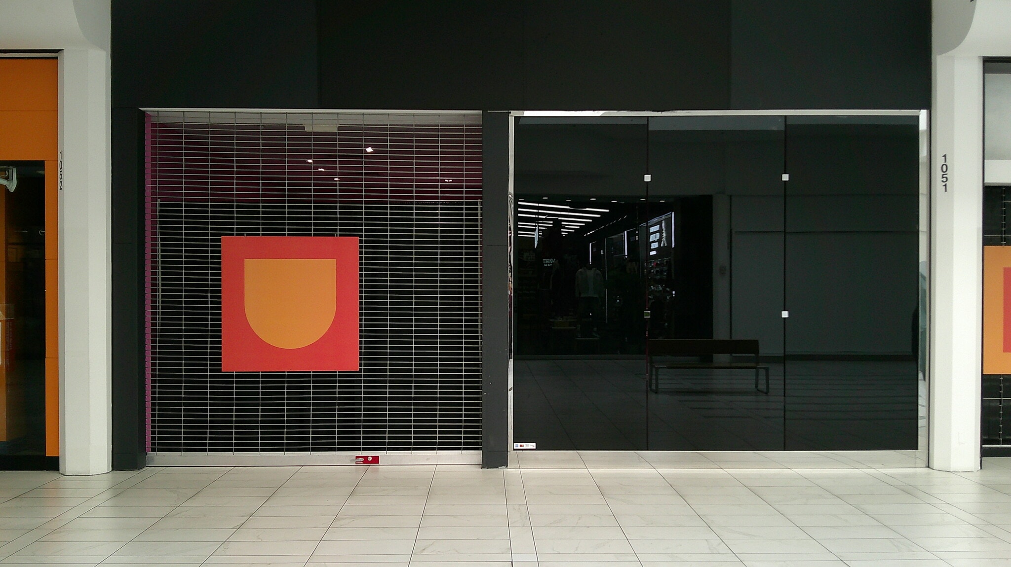 2086 Newpark Mall, Newark, CA à louer Photo intérieure- Image 1 de 1