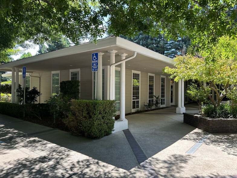 643-649 W East Ave, Chico, CA for sale - Building Photo - Image 1 of 7