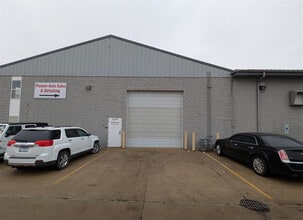 2200-2240 W Townline Rd, Peoria, IL à vendre Photo intérieure- Image 1 de 13