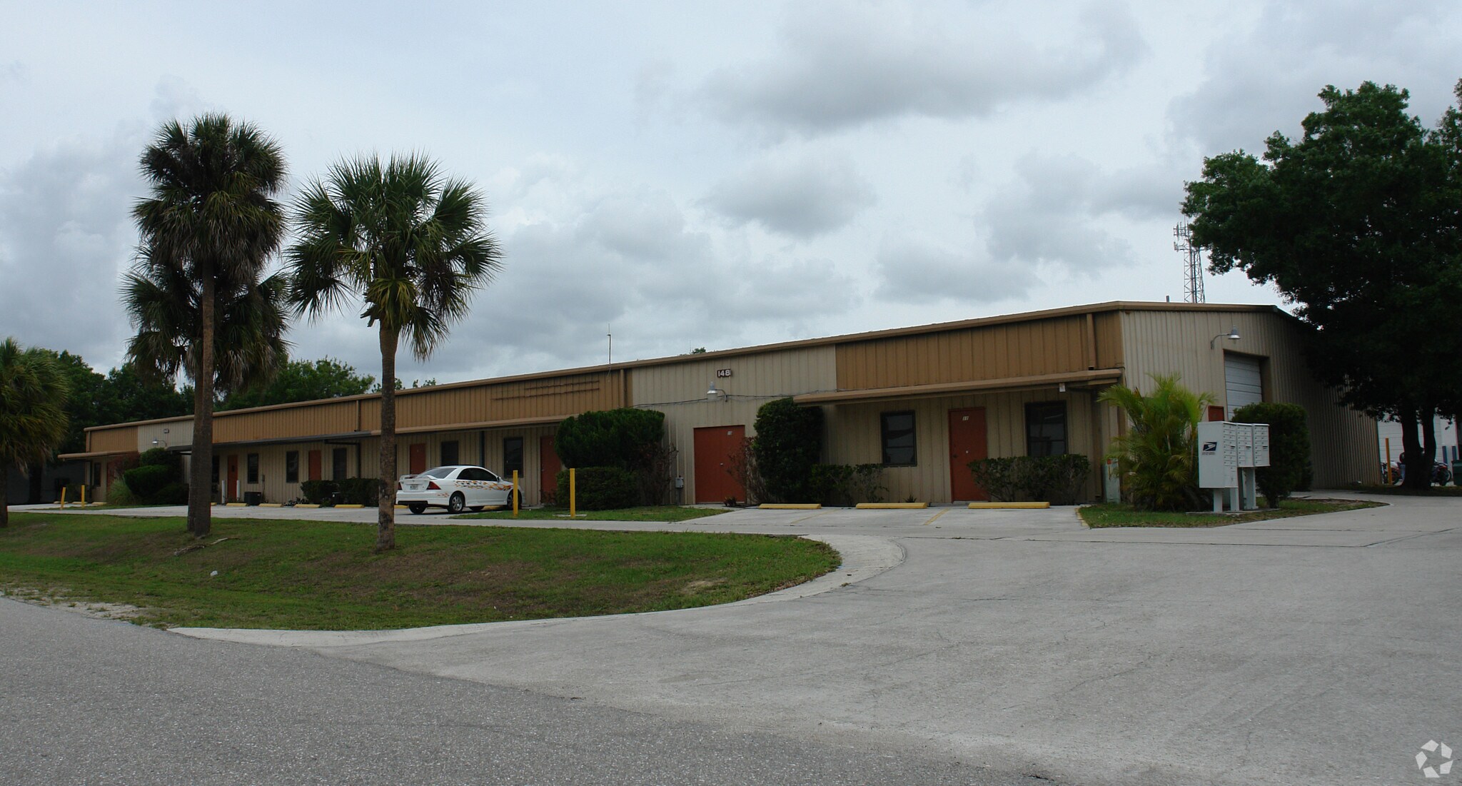 1481 Market Cir, Port Charlotte, FL for lease Primary Photo- Image 1 of 7