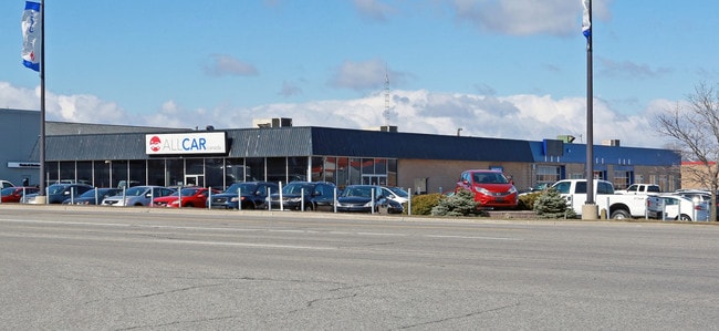 More details for 945 Woodlawn Rd, Guelph, ON - Retail for Lease