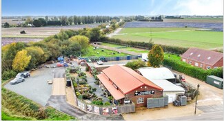 Plus de détails pour Scoldhall Ln, Surfleet - Commerce de détail à vendre