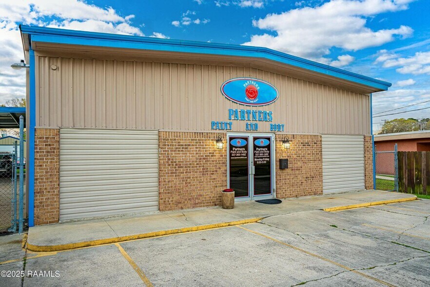 1312 W Admiral Doyle Dr, New Iberia, LA for sale - Building Photo - Image 2 of 37