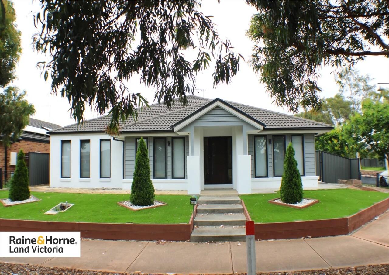 169 Dunnings Road, Point Cook for lease Building Photo- Image 1 of 4