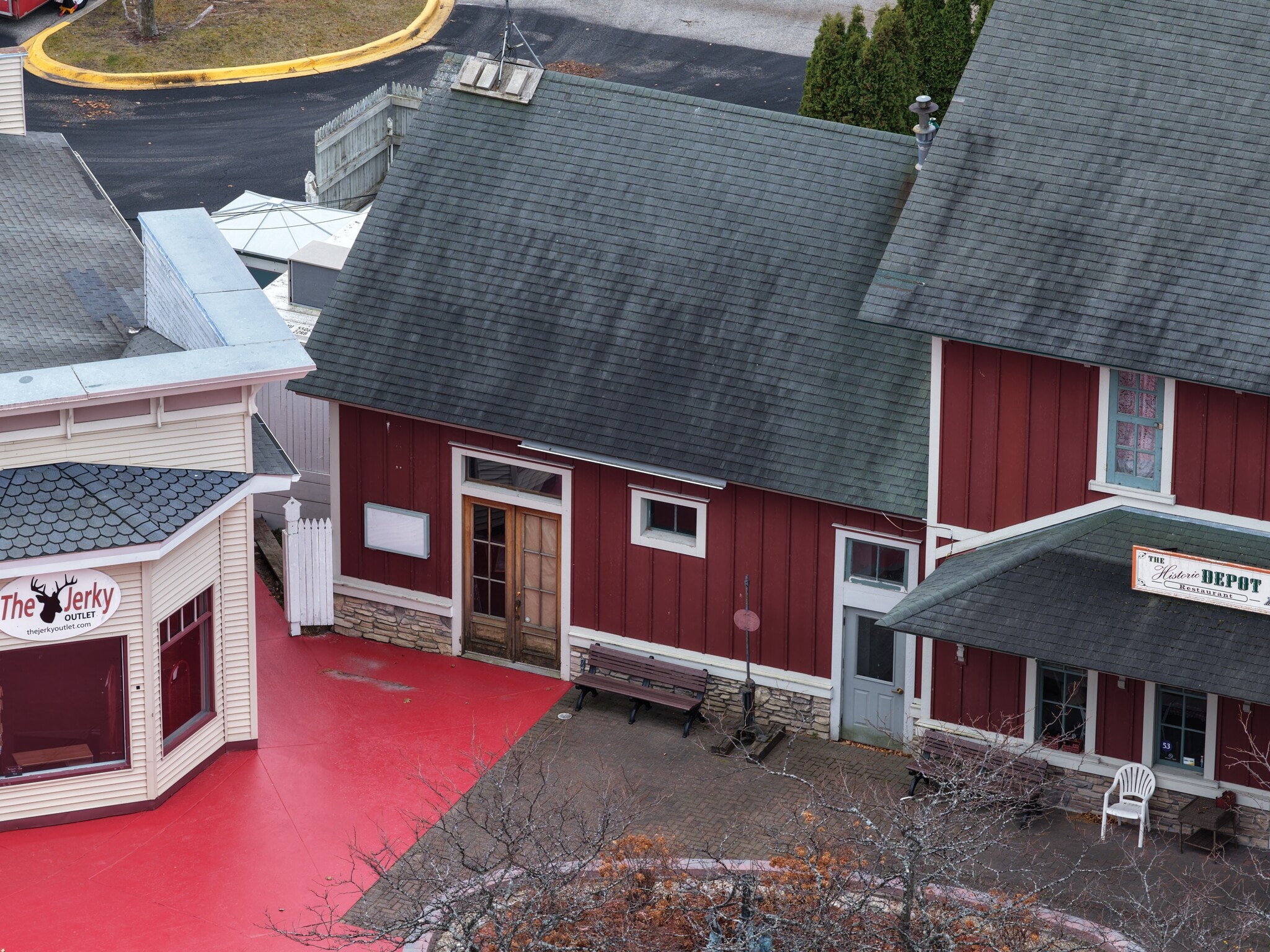 102-258 S Huron Ave, Mackinaw City, MI à louer Aérien- Image 1 de 2