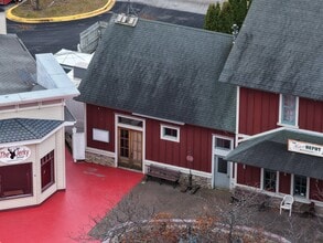 102-258 S Huron Ave, Mackinaw City, MI à louer Aérien- Image 1 de 2