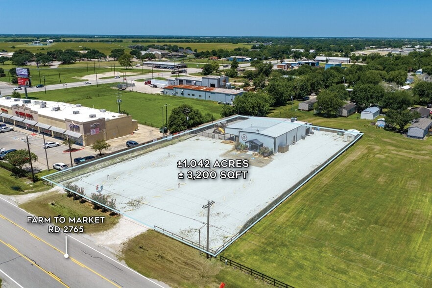 3805 FM 2765, El Campo, TX à vendre - Photo du bâtiment - Image 3 de 16