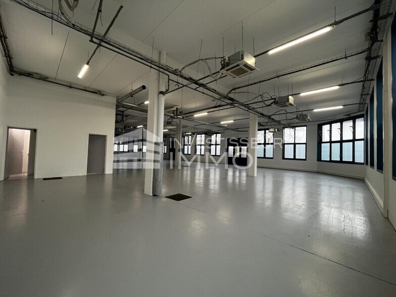 Flex in Fresnes for lease - Interior Photo - Image 2 of 10