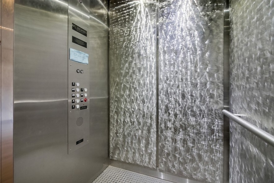 11712 Moorpark St, Studio City, CA à louer - Photo du bâtiment - Image 3 de 30