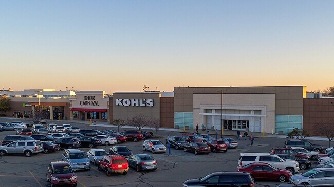 More details for 32233 Gratiot Ave, Roseville, MI - Retail for Lease