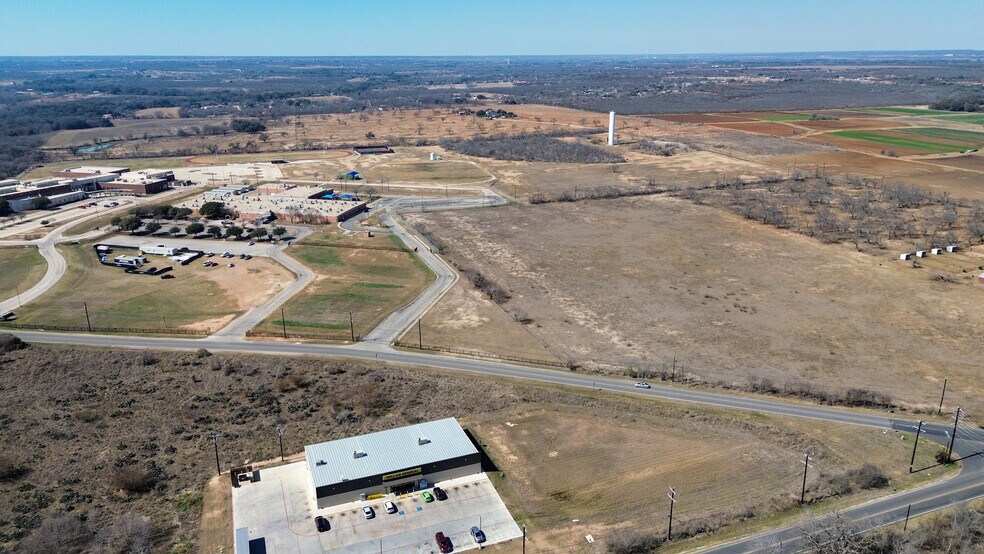 14515 Shepherd Rd, Atascosa, TX à vendre - Photo du bâtiment - Image 3 de 32