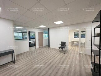 Plus de détails pour Bureau à louer