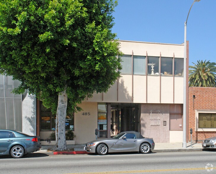 485 S Robertson Blvd, Beverly Hills, CA à louer - Photo du bâtiment - Image 2 de 4