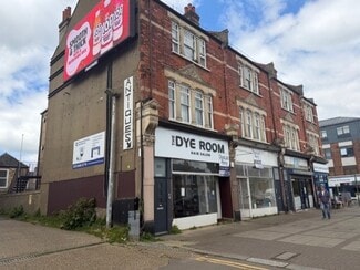 Plus de détails pour 981 High Rd, Londres - Commerce de détail à louer
