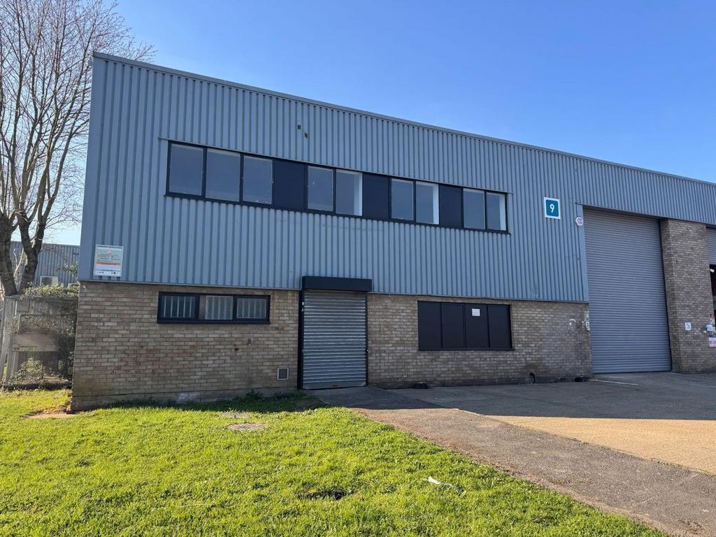 Hythe Rd, London for lease Building Photo- Image 1 of 5