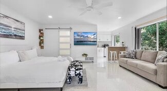 More details for 333 Palm St, Hollywood, FL - Multifamily for Sale