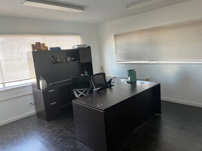 607 N Vermont Ave, Los Angeles, CA à louer Photo intérieure- Image 1 de 1