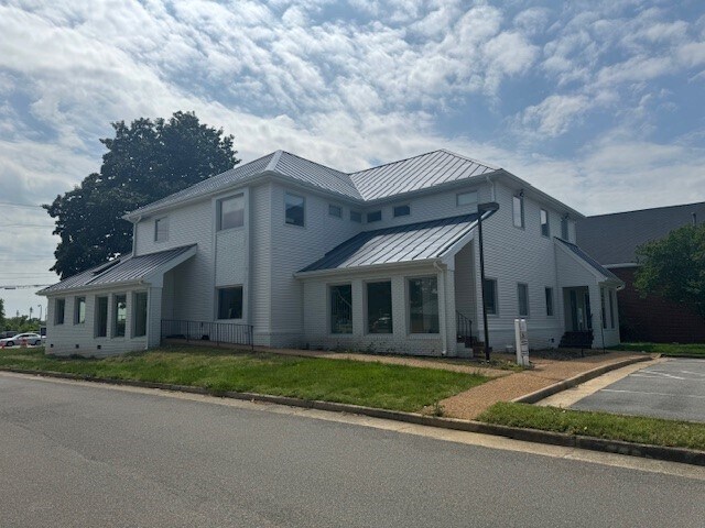 13356 Midlothian Tpke, Midlothian, VA à louer - Photo du bâtiment - Image 1 de 2