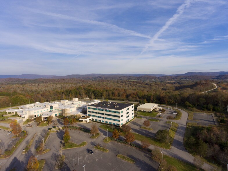 980 Highway 28, Jasper, TN à louer - Photo du bâtiment - Image 2 de 3