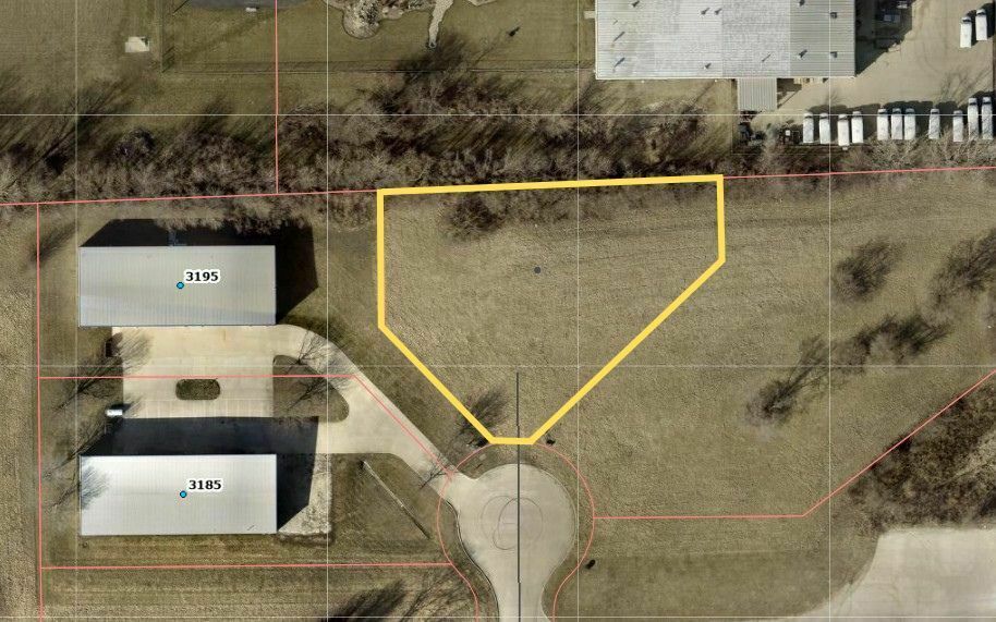 3190 Grand Prix dr, Decatur, IL à vendre - Photo du bâtiment - Image 2 de 2