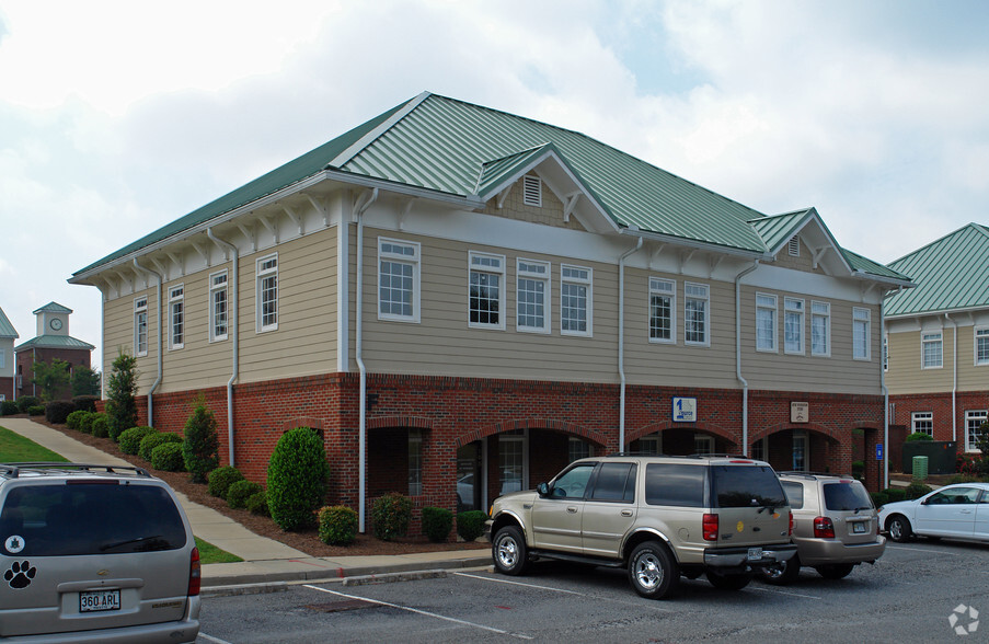 37 Calumet Unit 103 Lullwater Circle, Newnan, GA for lease - Building Photo - Image 3 of 5