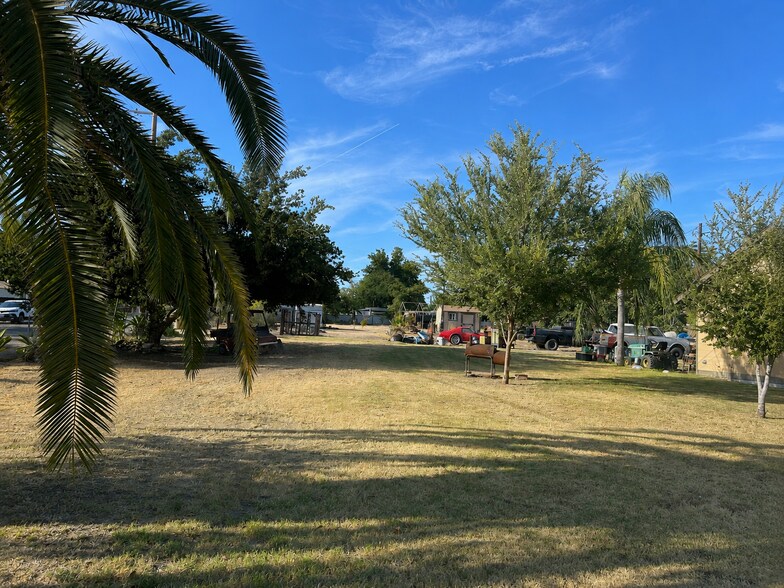 518 Roberts Ln, Bakersfield, CA à vendre - Autre - Image 3 de 4