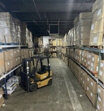 1418 E Linden Ave, Linden, NJ for lease Interior Photo- Image 2 of 5