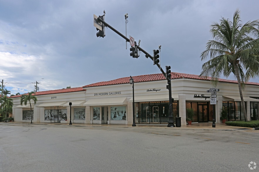200-210 Worth Ave, Palm Beach, FL for lease - Primary Photo - Image 1 of 5