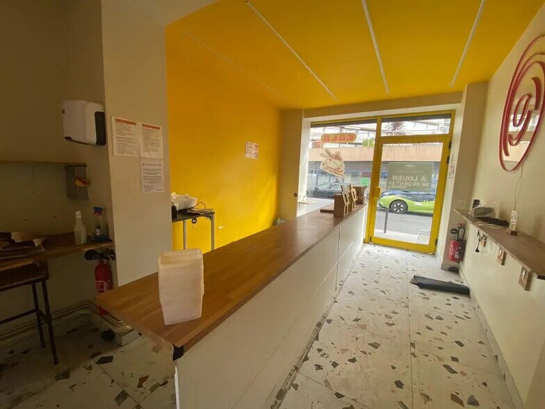 Commerce de détail dans Paris à louer - Photo intérieure - Image 2 de 9