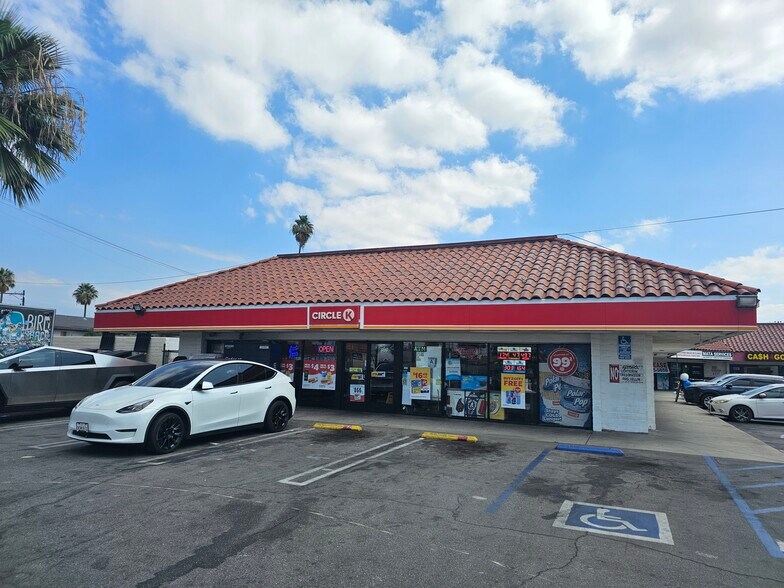 1292 W Mill St, San Bernardino, CA à louer - Photo du bâtiment - Image 1 de 8