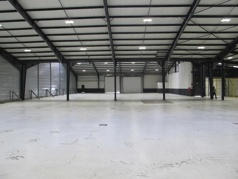 Industriel dans Châteaurenard à louer - Photo intérieure - Image 1 de 6