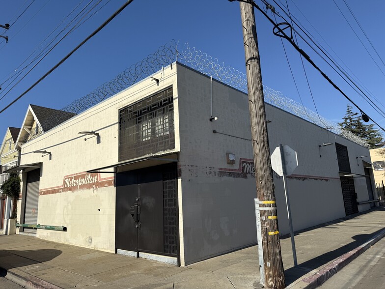 550 E 10th St, Oakland, CA for lease - Building Photo - Image 1 of 9