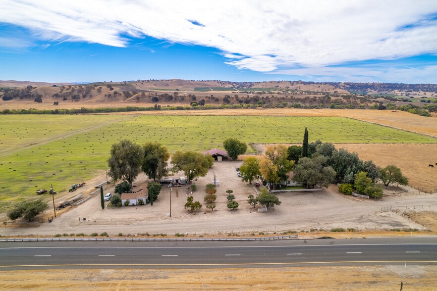 13625 E Highway 46, Paso Robles, CA for sale - Aerial - Image 1 of 9