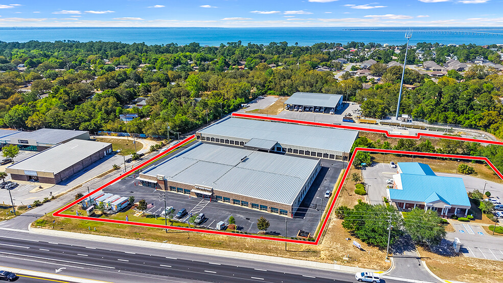 3120 Gulf Breeze Pky, Gulf Breeze, FL for sale - Primary Photo - Image 1 of 7