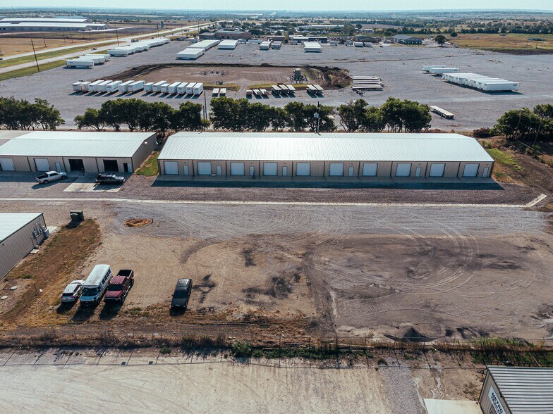 5894 E State Highway 114, Haslet, TX à louer - Photo du bâtiment - Image 3 de 27