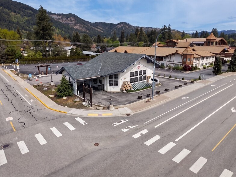 300 US Highway 2, Leavenworth, WA for sale - Building Photo - Image 1 of 12